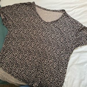 Soft & sexy top 🖤